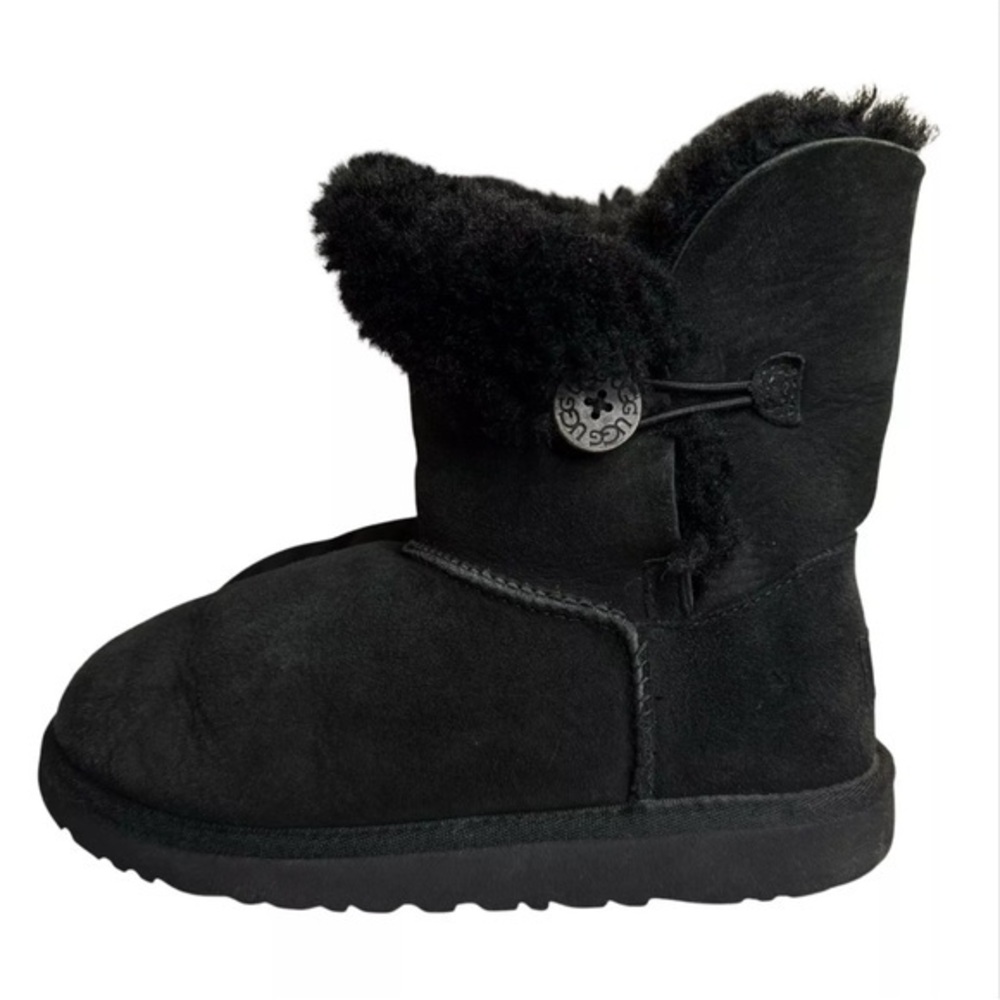 UGG SN 5991 Bailey Button II Black kids US4 Winter‎ Cabincore Cozycore